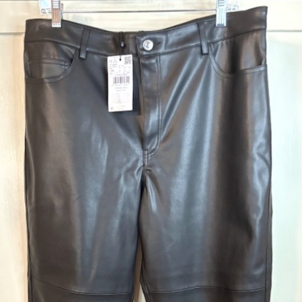 NWT Mango Faux Leather Cropped Pants Black